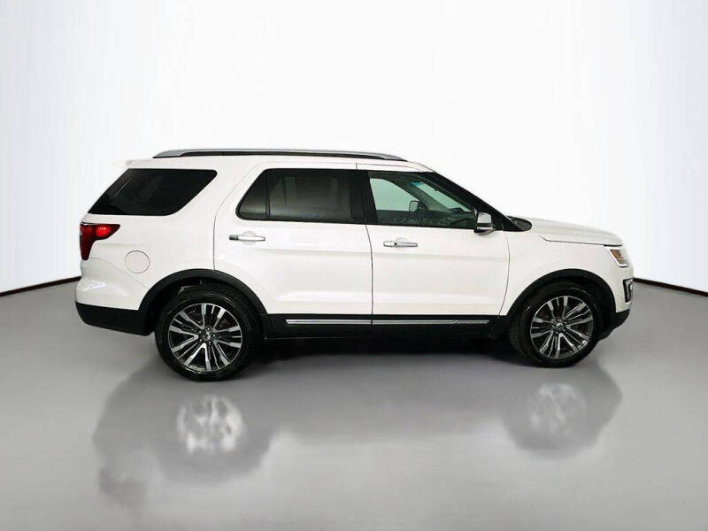 2016 Ford Explorer Platinum