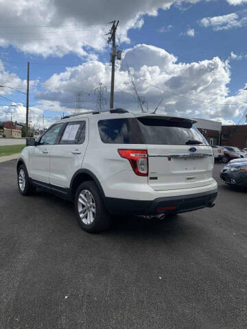 2011 Ford Explorer XLT