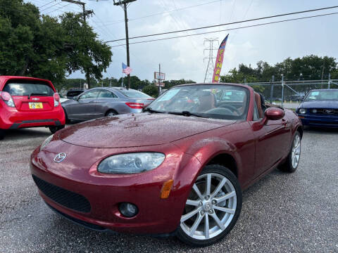 2006 Mazda MX-5 Miata for sale at Das Autohaus Quality Used Cars in Clearwater FL