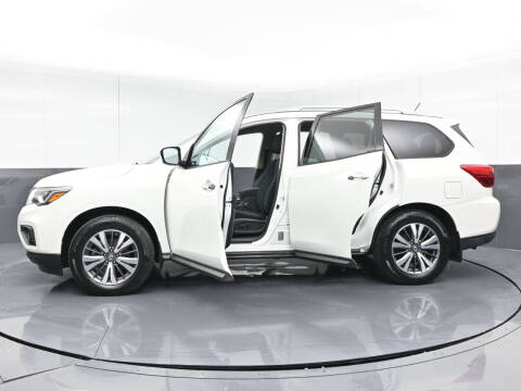 2017 Nissan Pathfinder