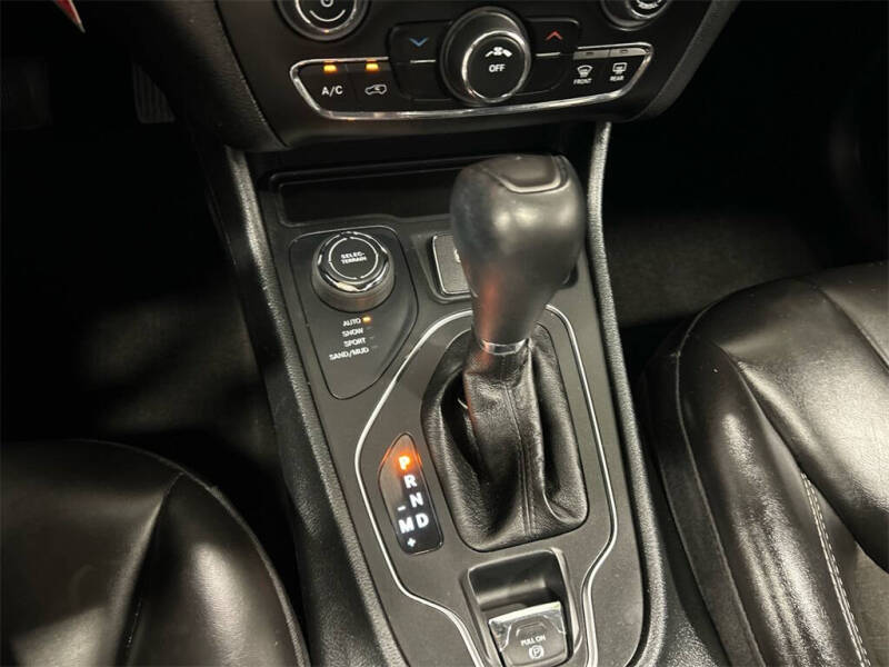 2022 Jeep Cherokee X