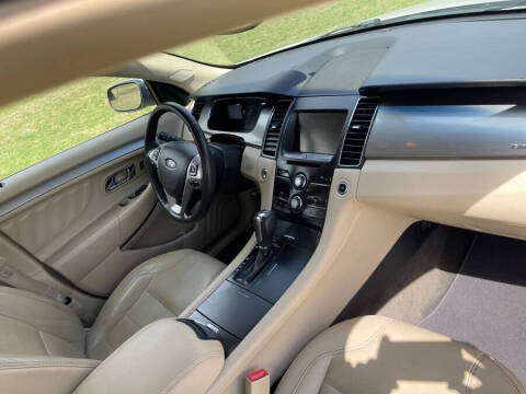 2014 Ford Taurus SEL