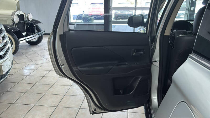 2020 Mitsubishi Outlander