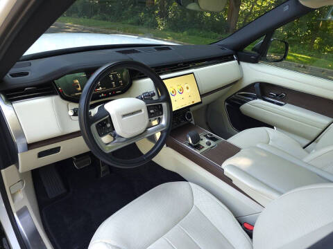 2023 Land Rover Range Rover P400 SE