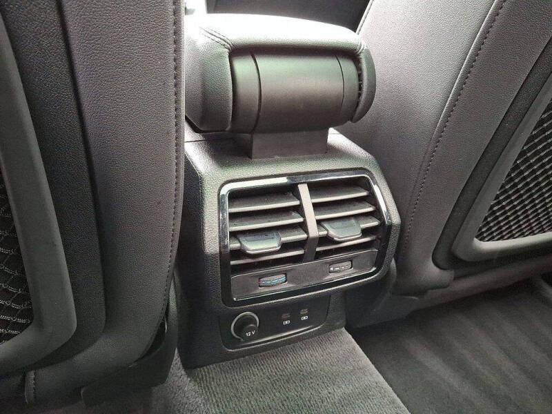 2022 Audi Q3 quattro S line Premium 45 TFSI