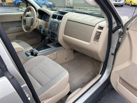 2011 Ford Escape XLT