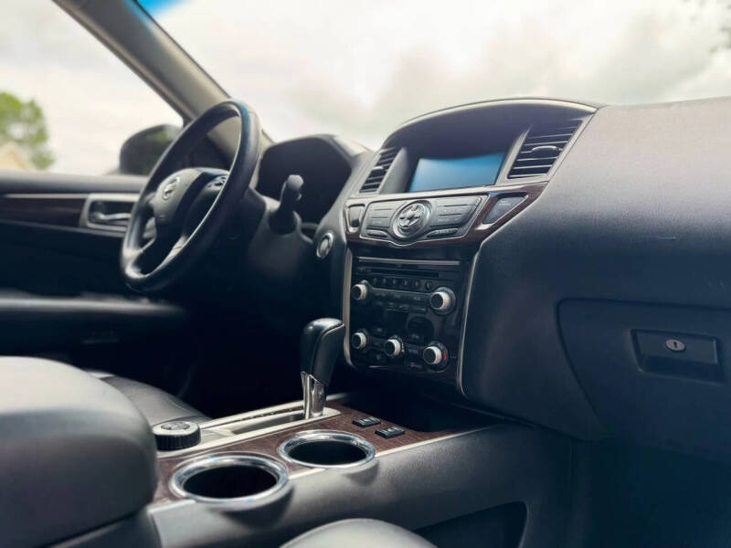 2015 Nissan Pathfinder