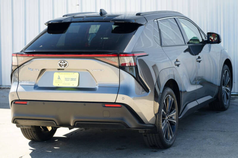 2023 Toyota bZ4X Limited
