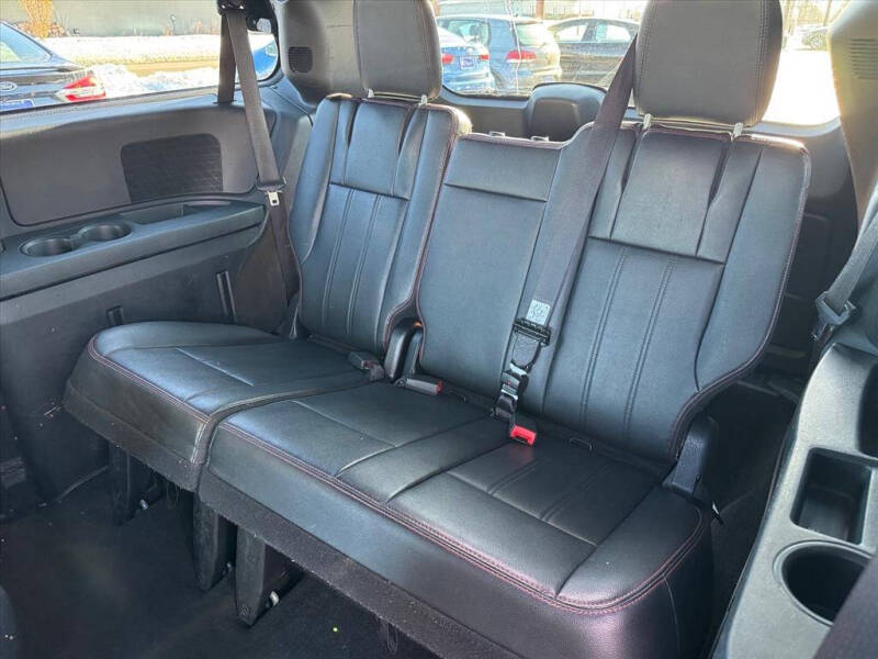 2014 Dodge Grand Caravan R/T