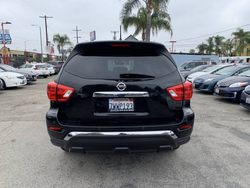 2017 Nissan Pathfinder SV