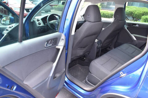 2009 Volkswagen Tiguan SEL 4Motion