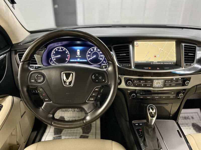 2014 Hyundai Equus Signature