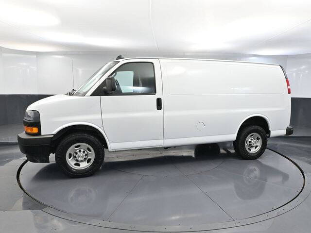 2022 Chevrolet Express 2500