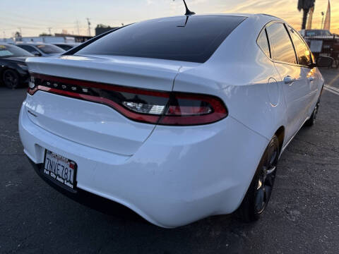 2016 Dodge Dart SE