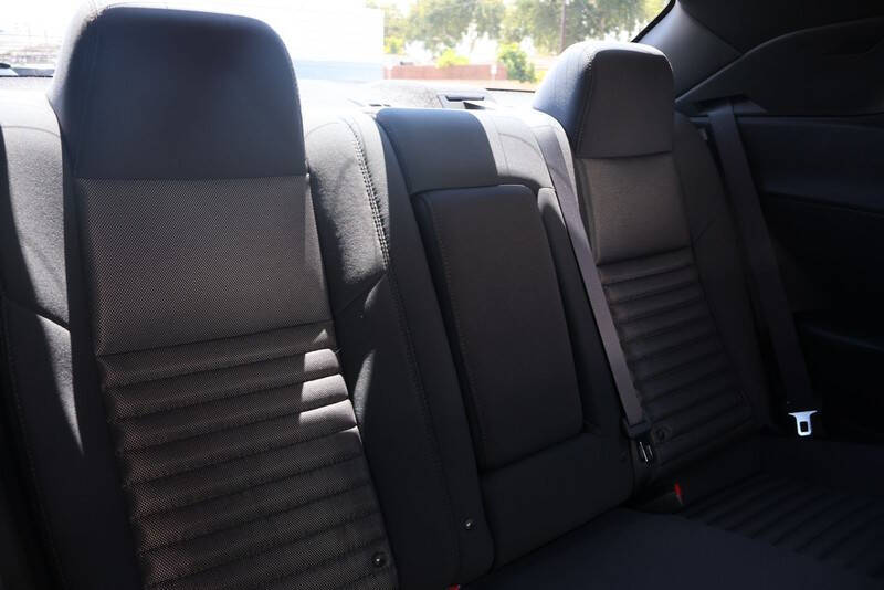 2013 Dodge Challenger SXT