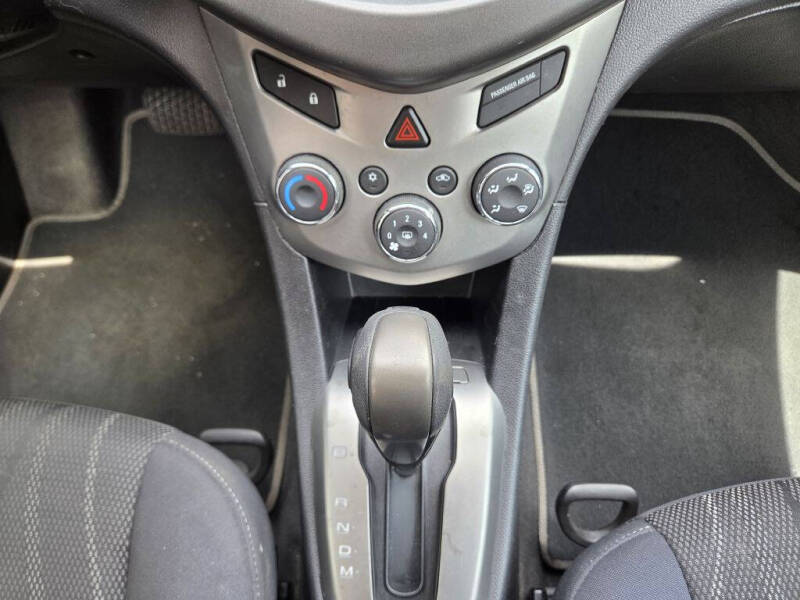 2016 Chevrolet Sonic LT Auto