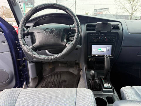 2000 Toyota 4Runner SR5