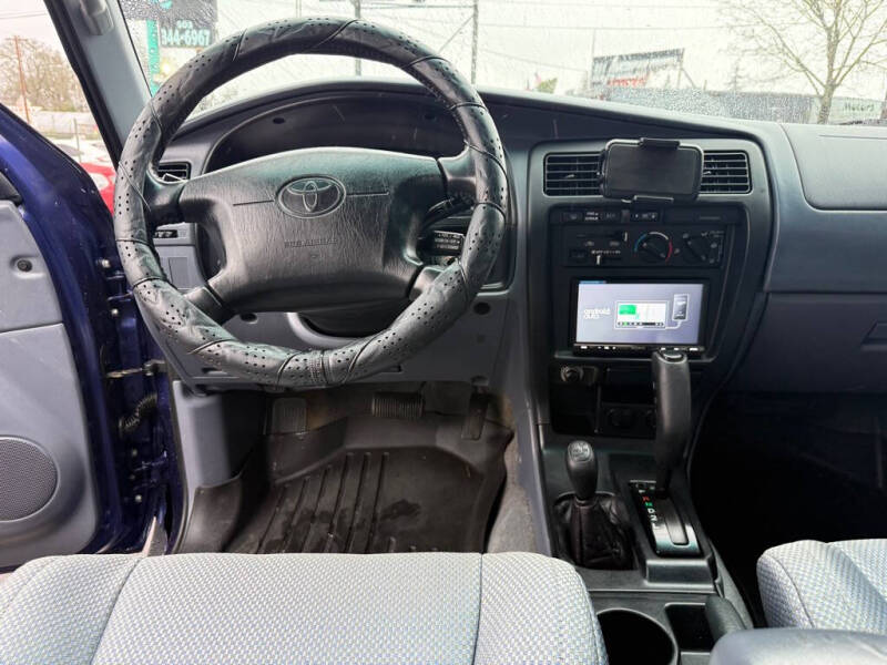 2000 Toyota 4Runner SR5