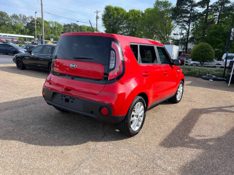 2019 Kia Soul +