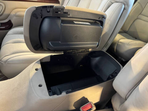 2000 Cadillac Escalade