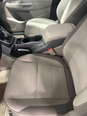 2014 Ford C-MAX Hybrid SE