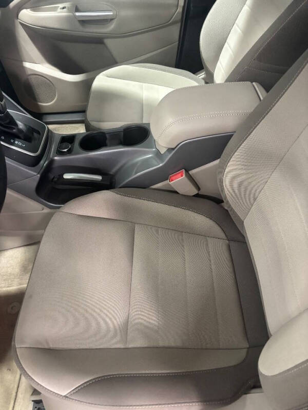 2014 Ford C-MAX Hybrid SE