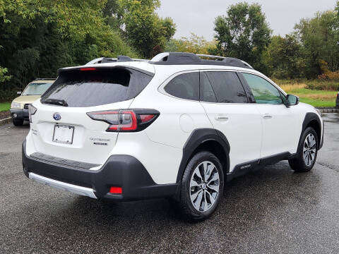 2023 Subaru Outback Touring