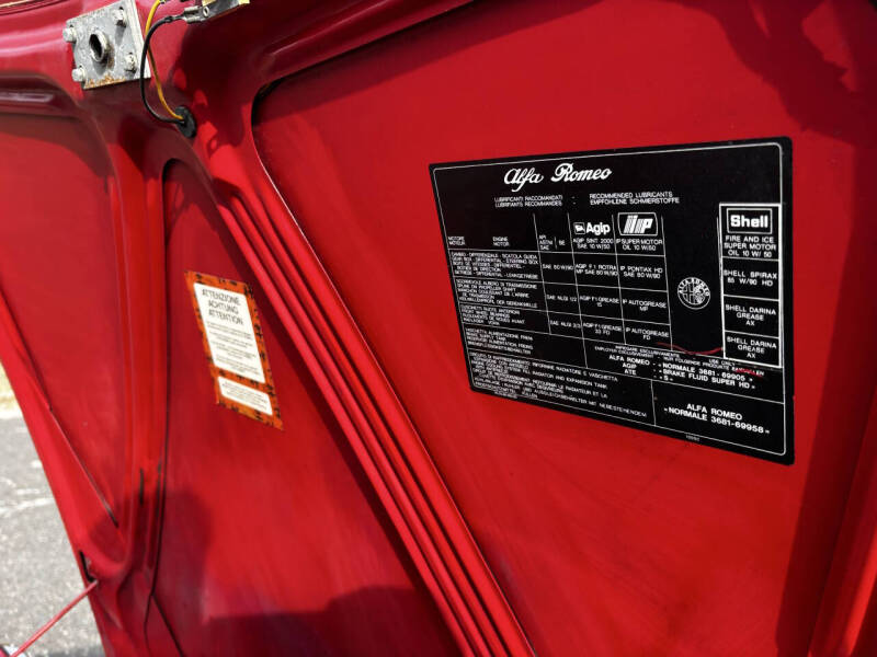 1988 Alfa Romeo Spider Veloce