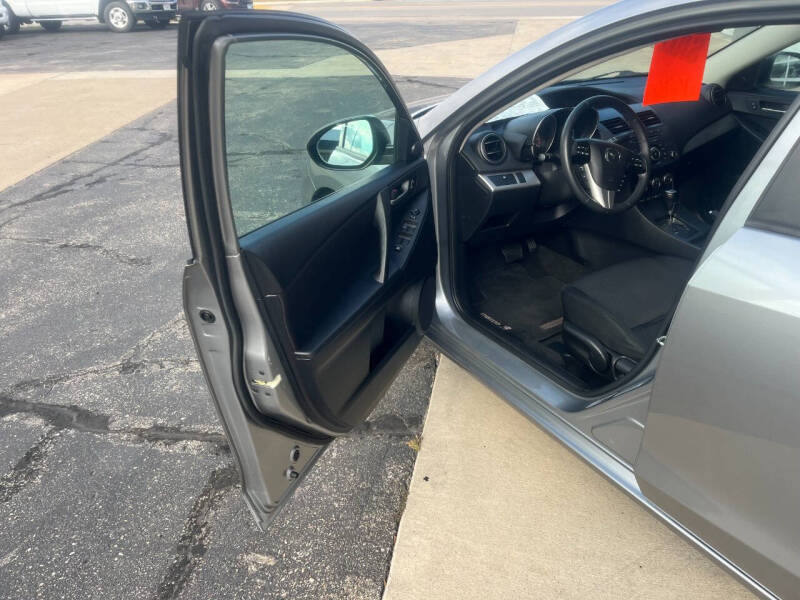 2013 Mazda MAZDA3 i Touring