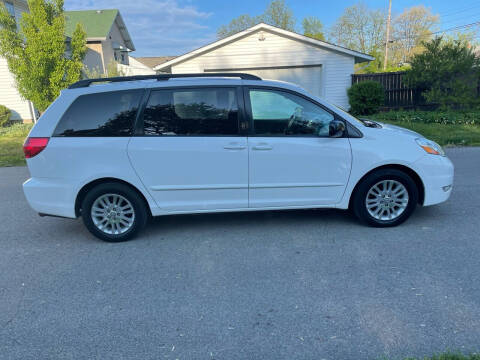 2008 Toyota Sienna for sale at Via Roma Auto Sales in Columbus OH