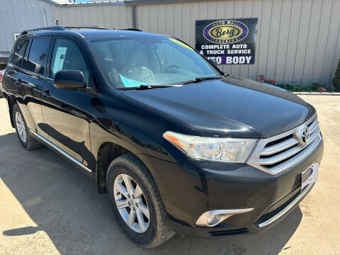 2013 Toyota Highlander for sale at BERG AUTO MALL & TRUCKING INC in Beresford SD