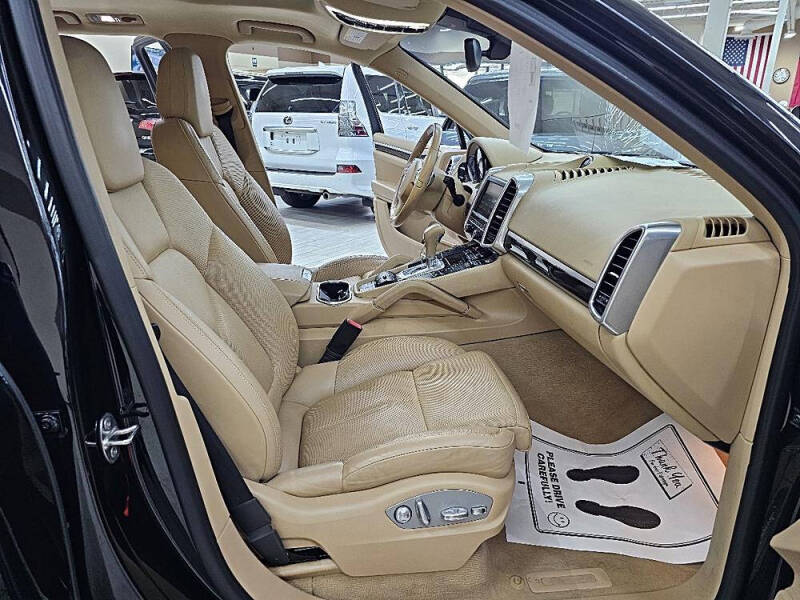 2014 Porsche Cayenne S Hybrid