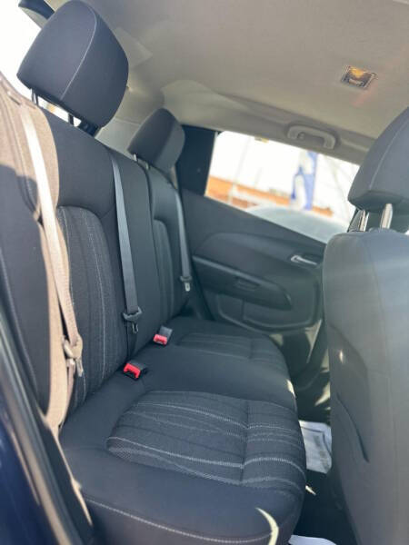2016 Chevrolet Sonic LT Auto
