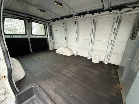 2015 GMC Savana 3500