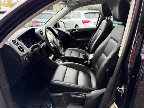 2014 Volkswagen Tiguan SEL 4Motion