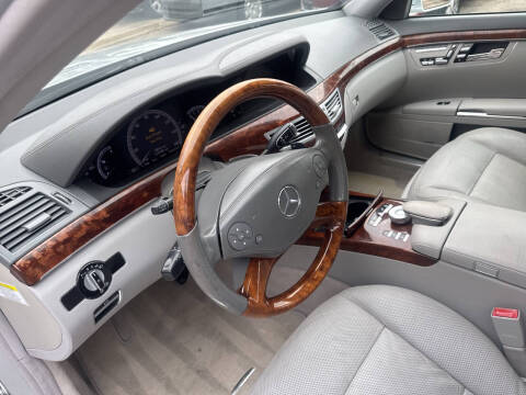 2010 Mercedes-Benz S-Class S 550