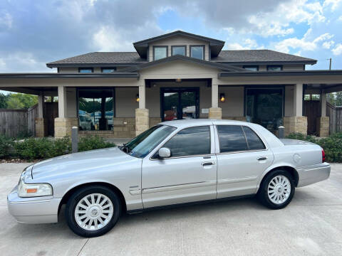 2011 Mercury Grand Marquis for sale at Car Country in Clute TX