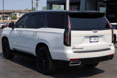 2023 Cadillac Escalade Luxury