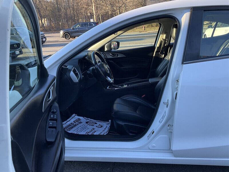 2018 Mazda MAZDA3 Touring