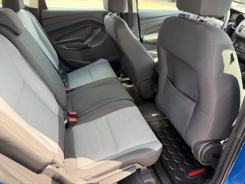 2017 Ford Escape S