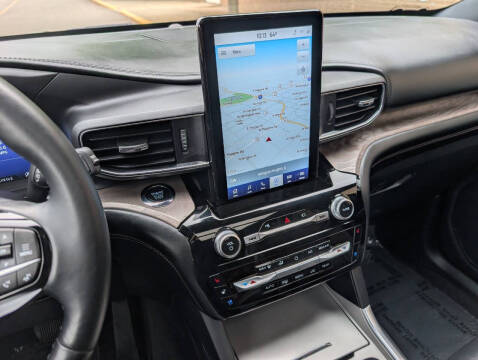 2023 Ford Explorer Platinum