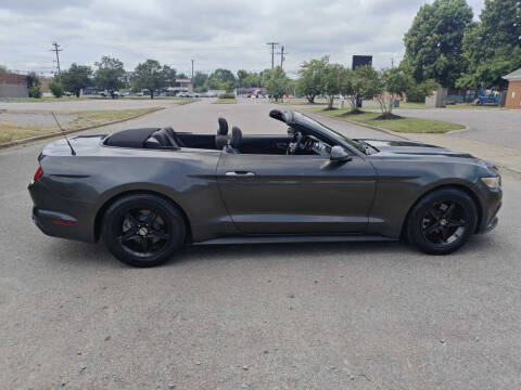 2016 Ford Mustang V6