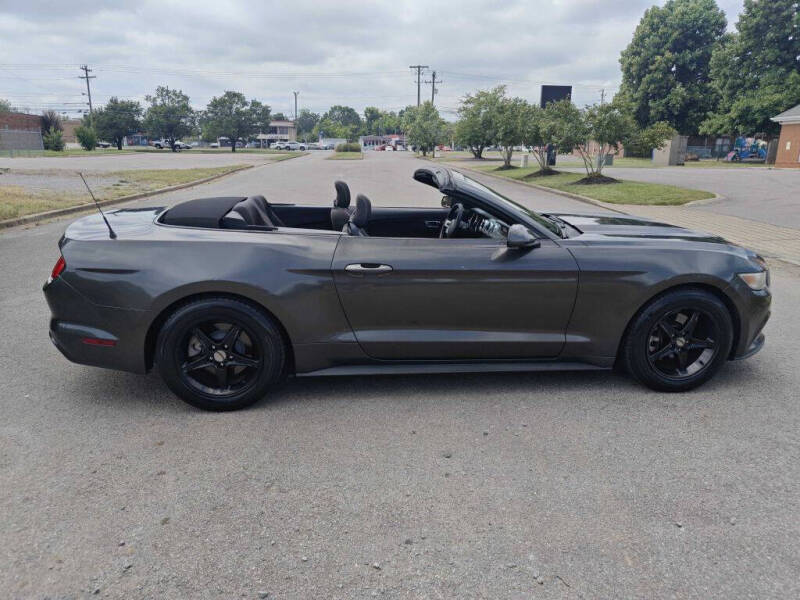 2016 Ford Mustang V6