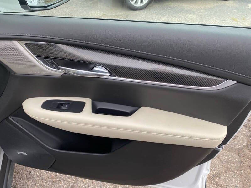 2021 Cadillac XT6 Sport