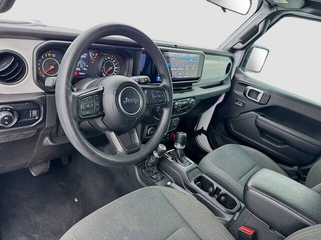 2025 Jeep Gladiator NightHawk