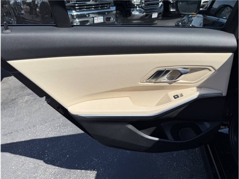 2019 BMW 3 Series 330i