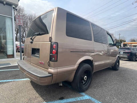 2003 GMC Safari