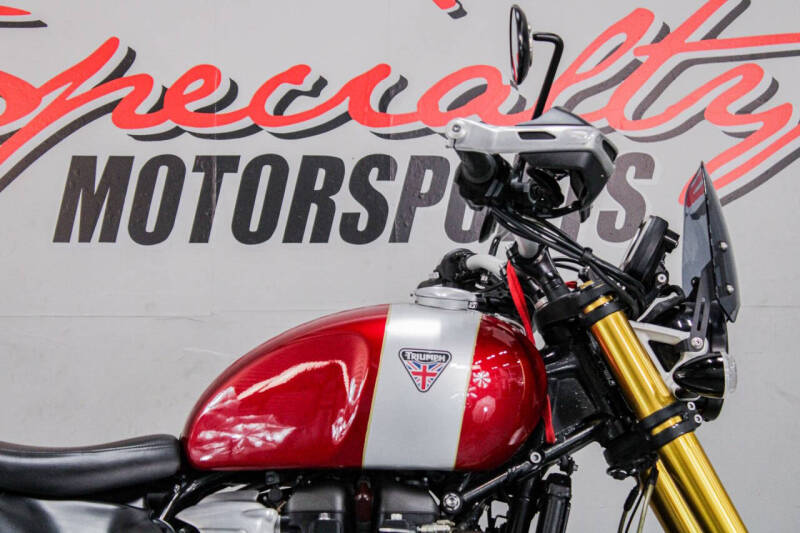 2022 Triumph Scrambler 1200 XE