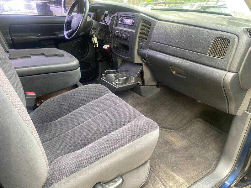 2004 Dodge Ram 1500 ST