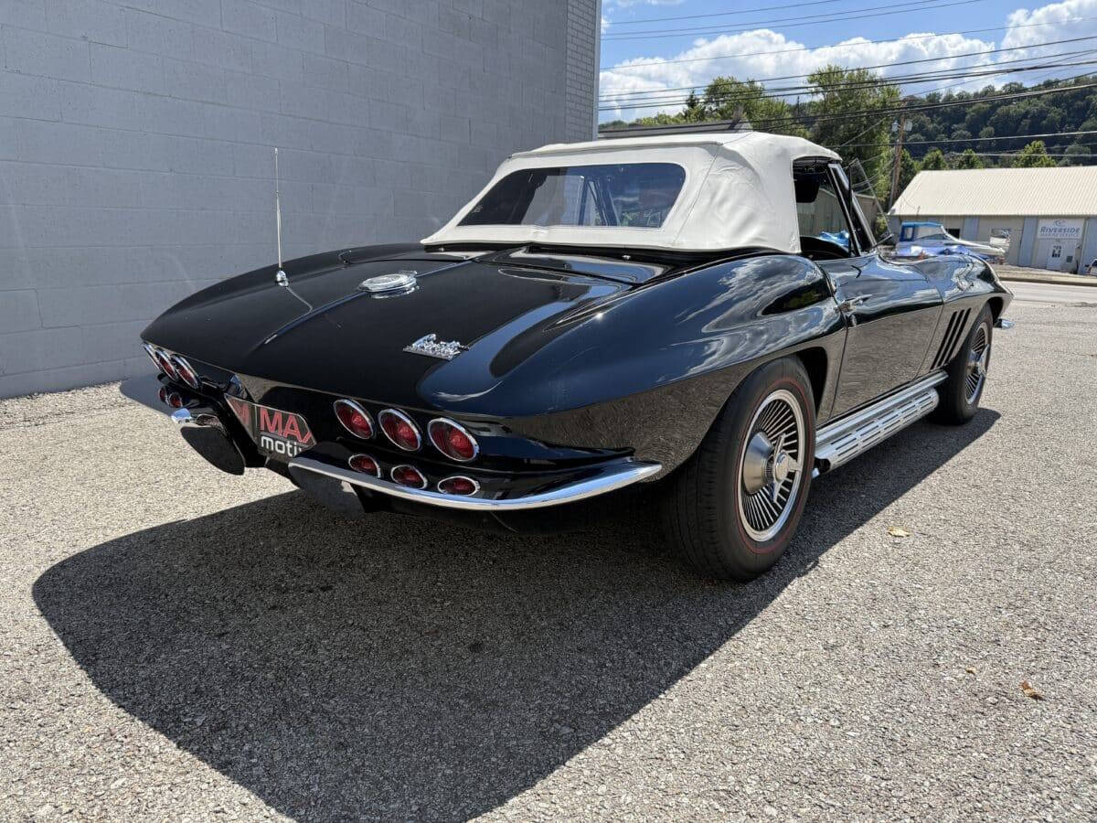 1966 Chevrolet Corvette 195